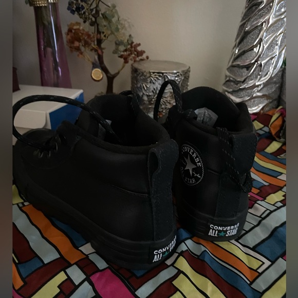 Converse high top all black sneakers - Picture 5 of 6